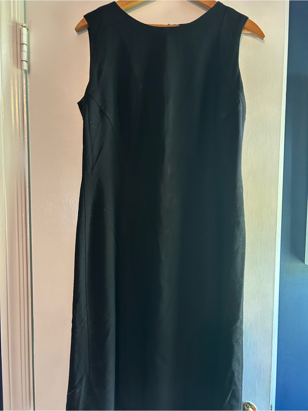 Talbots Black Sleeveless knee length sheath wool dress - size 8